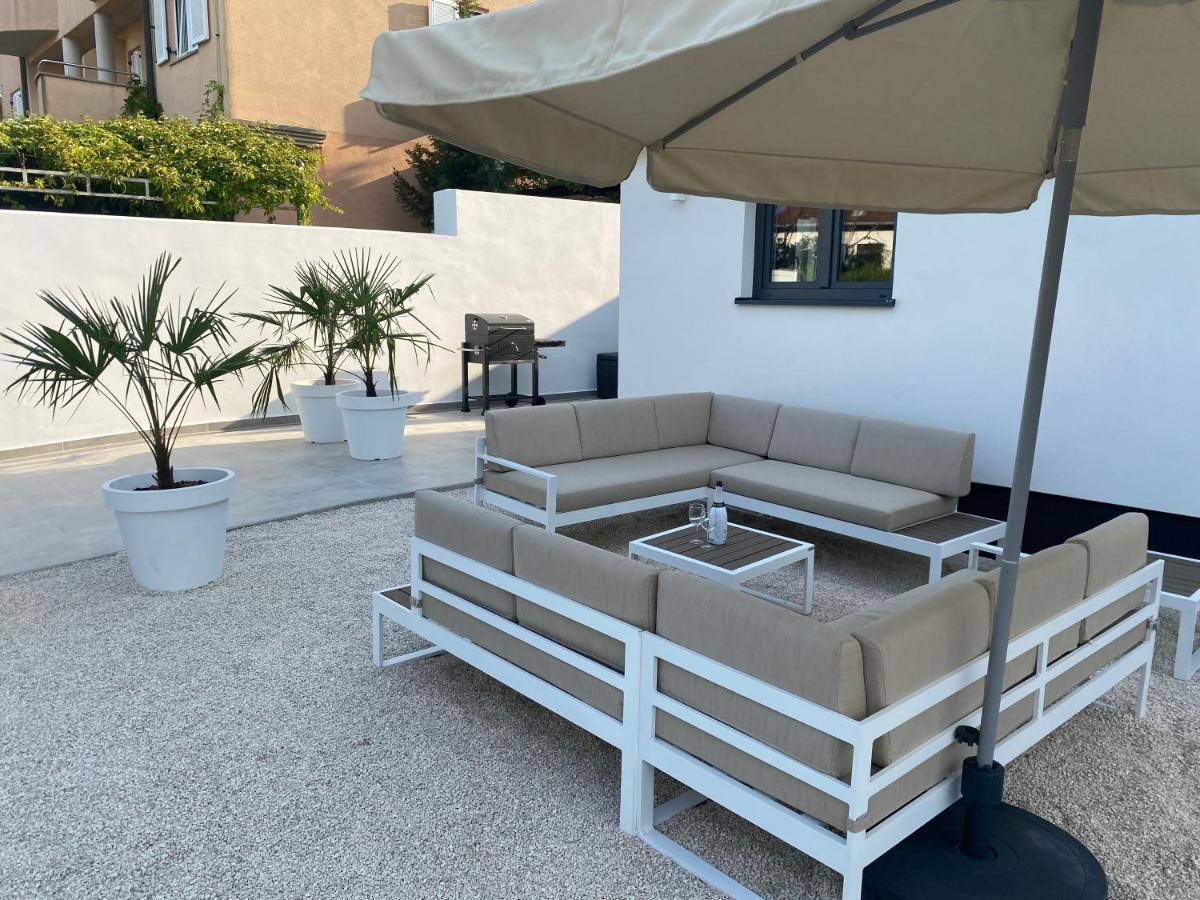 Villa Brig 36 Premantura Exteriör bild