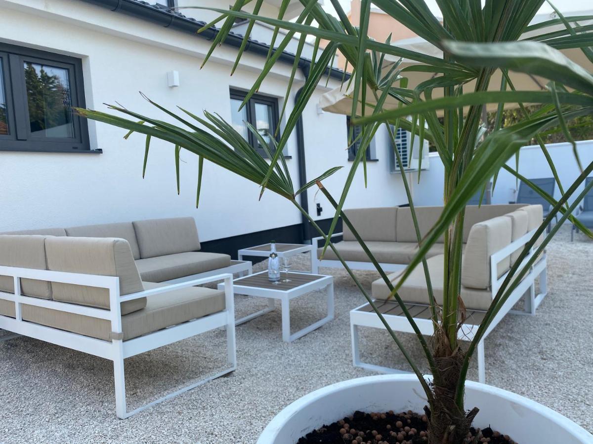 Villa Brig 36 Premantura Exteriör bild