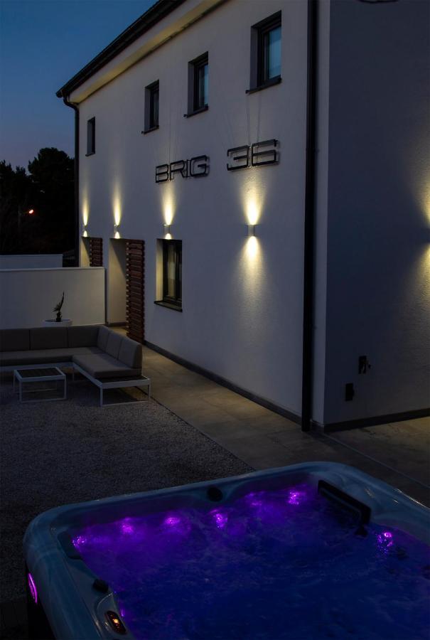 Villa Brig 36 Premantura Exteriör bild
