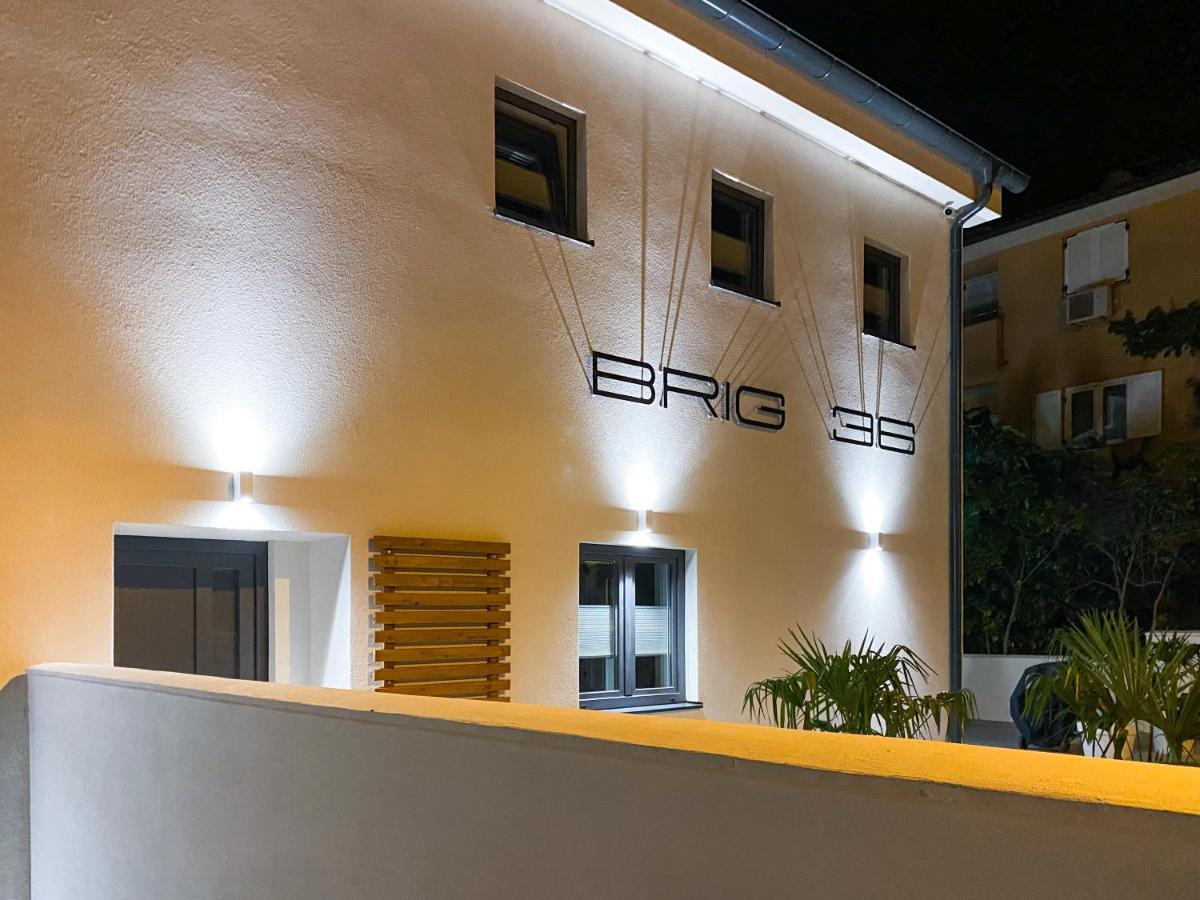Villa Brig 36 Premantura Exteriör bild