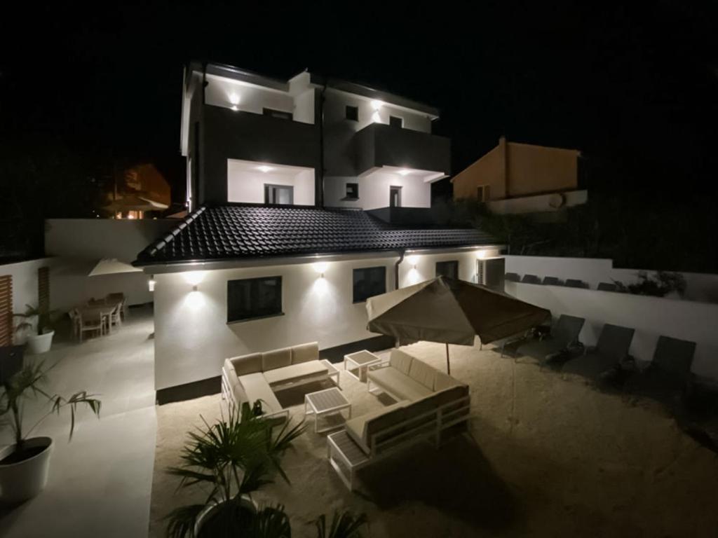 Villa Brig 36 Premantura Exteriör bild